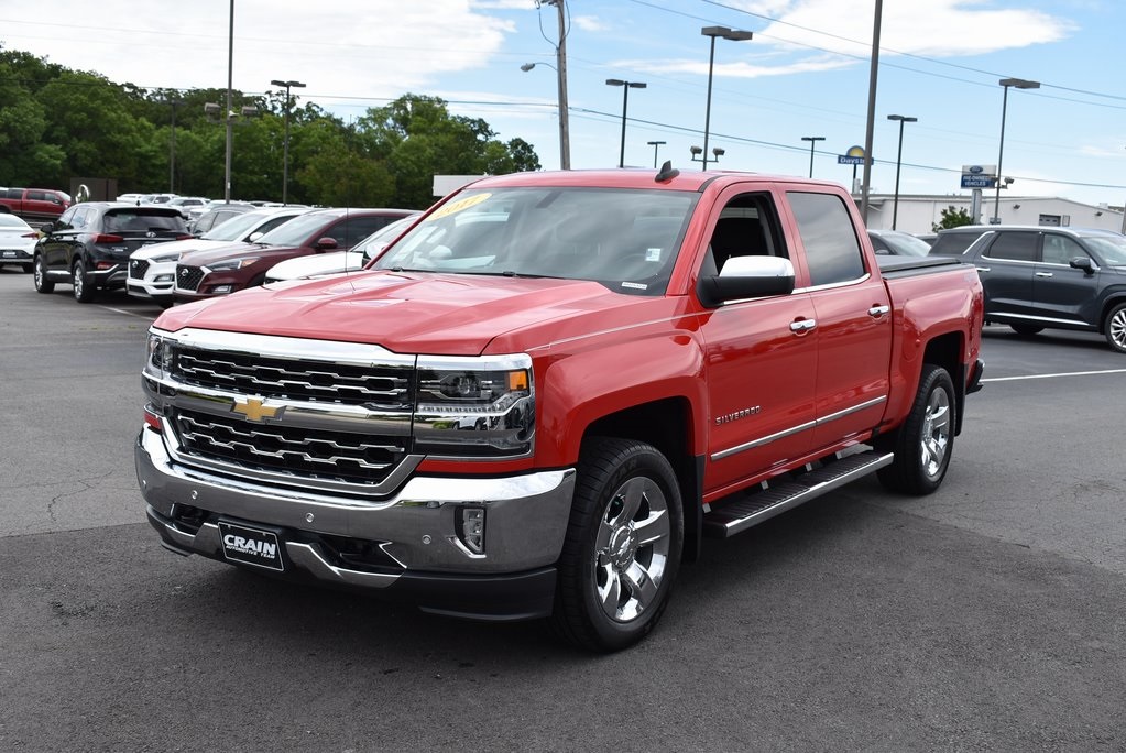 Pre-Owned 2017 Chevrolet Silverado 1500 LTZ 4WD 4D Crew Cab